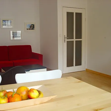 Apartment Eisenacher Strasse Berlin